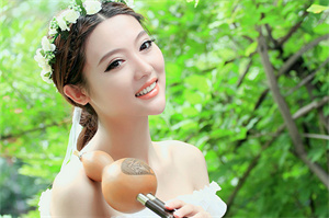 上海花千坊：上海的传统家庭与现代价值观碰撞